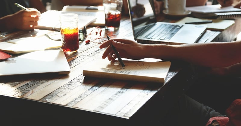 How to Build a Minimum Viable Product for Startups: A Guide